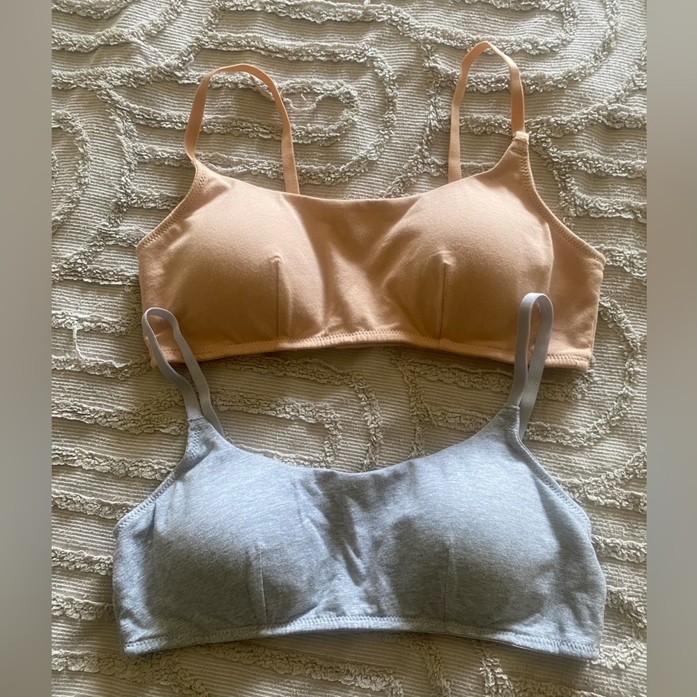 GapBody Tan and Gray Wireless Bras Intimates Set